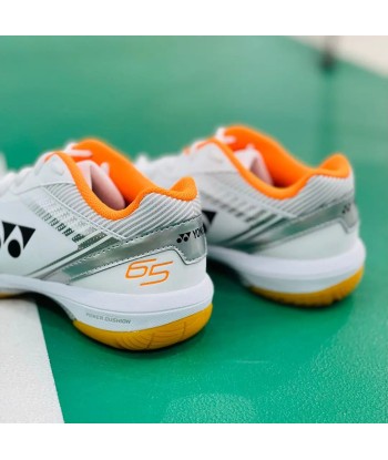 Yonex Power Cushion 65 Z3 Wide (White/Orange) la colonne vertébrale