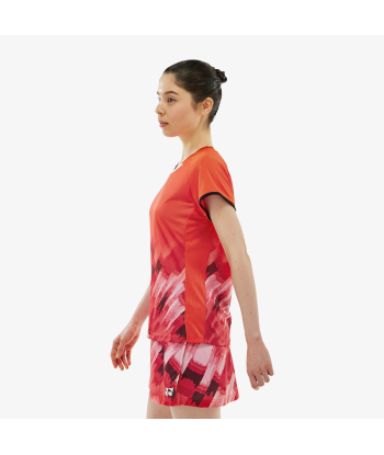 Yonex Women's Game Shirts 20783 (Flash Orange) s'inspire de l'anatomie humaine